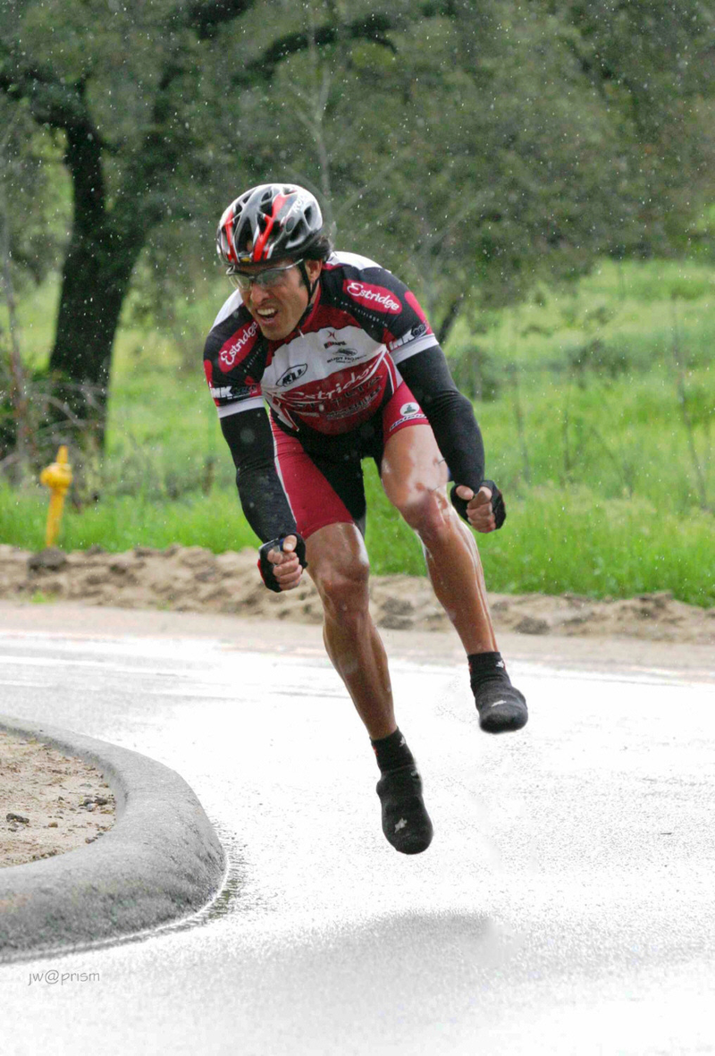 Illustration for article titled People Riding Bikes Minus the Bikes Is the Best Use of Photoshop Ever